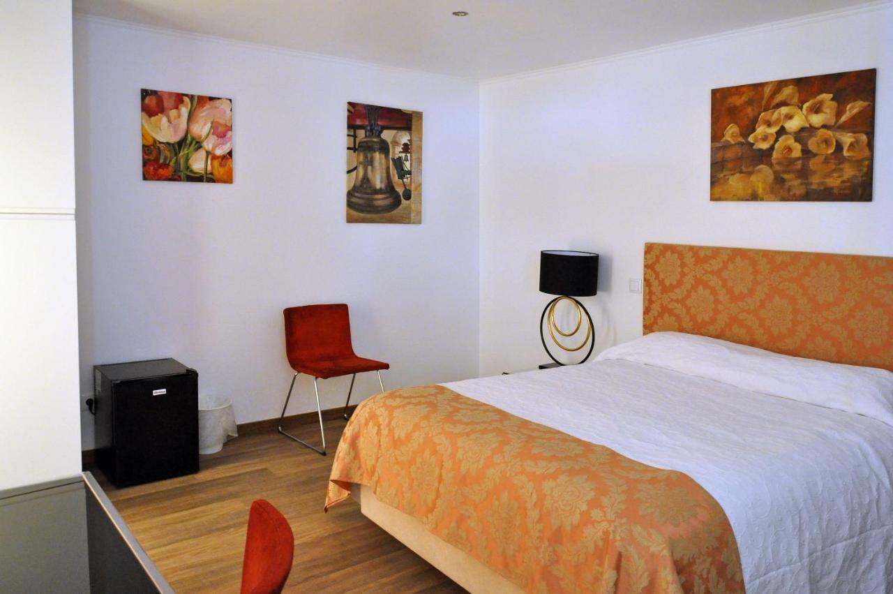 Sleep In Bucelas Екстериор снимка